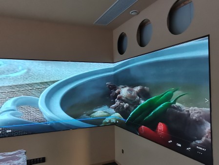 菱角湖室內(nèi)全彩P2.0安裝完畢   尺寸：4.48x1.28m  像素點(diǎn)：2240x640