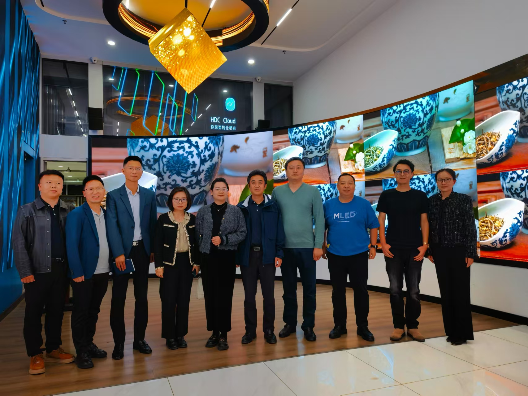 熱烈歡迎京東方各級(jí)領(lǐng)導(dǎo)蒞臨我司參觀指導(dǎo)